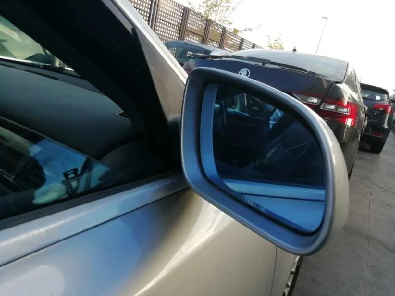 Retrovisor Derecho para Audi A8 (4E2)
