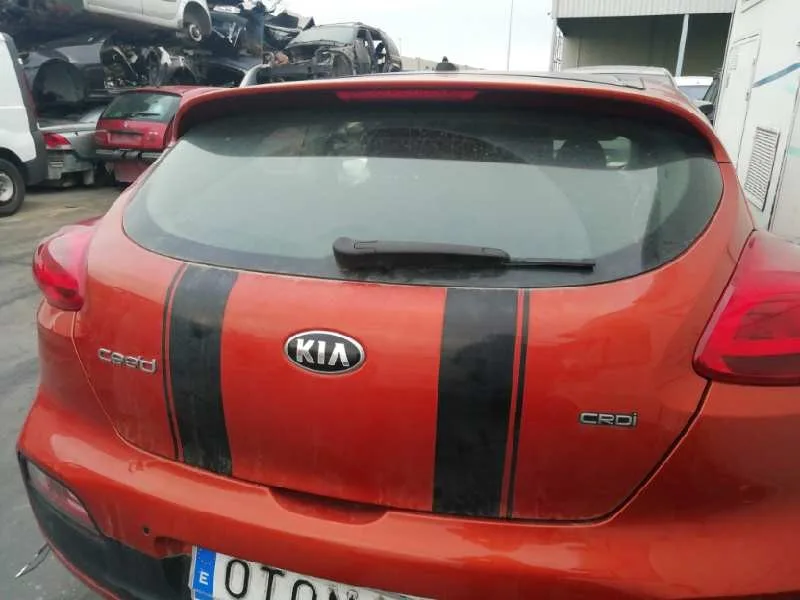 Porton Trasero para Kia Pro_Cee'd ( )