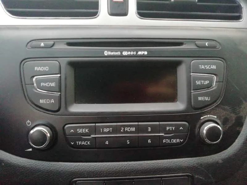Sistema Audio / Radio Cd para Kia Pro_Cee'd ( )