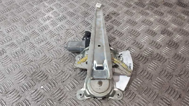 Elevalunas Trasero Izquierdo para Lexus Ct