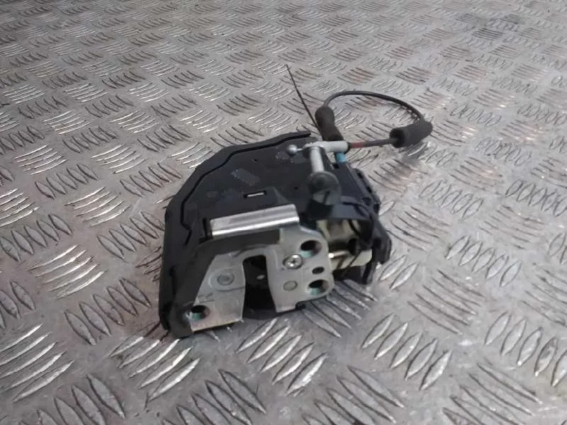 Cerradura Puerta Trasera Derecha para Lexus Ct
