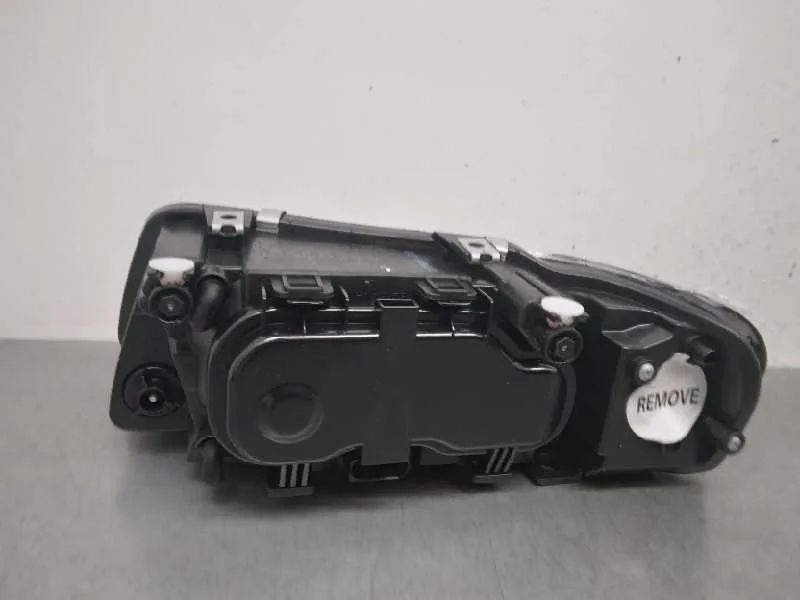 Faro Derecho para Audi A3 (8L)