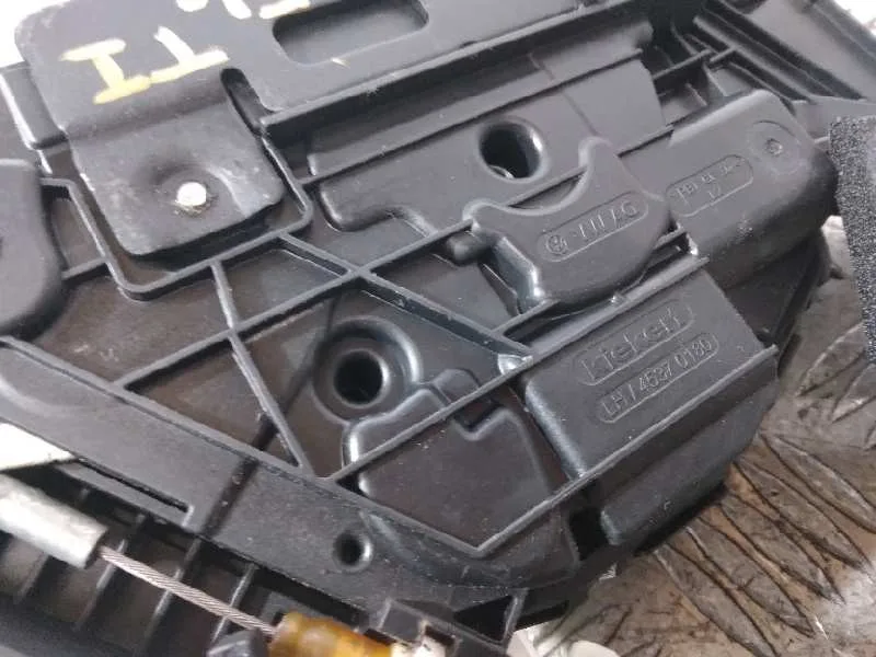 Cerradura Puerta Trasera Izquierda para Skoda Superb (3V3)