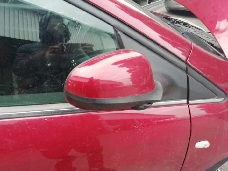 Retrovisor Derecho para Fiat Bravo (198)