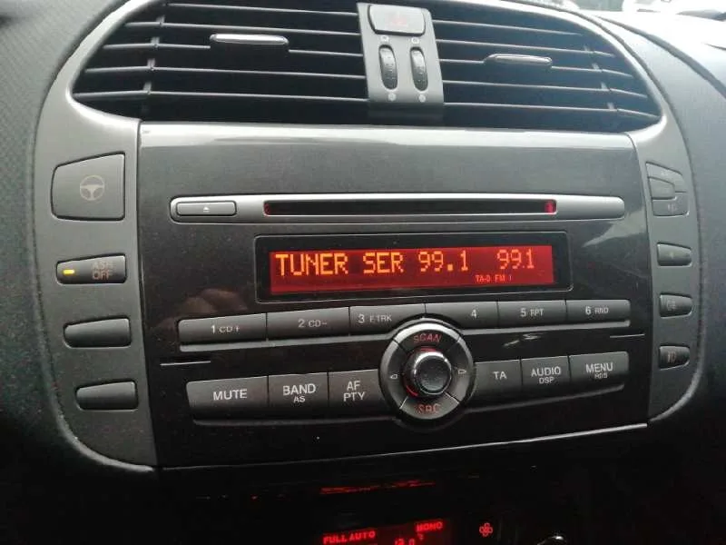 Sistema Audio / Radio Cd para Fiat Bravo (198)