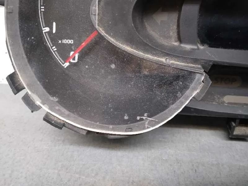 Cuadro Instrumentos para Fiat Talento Kombi (296)