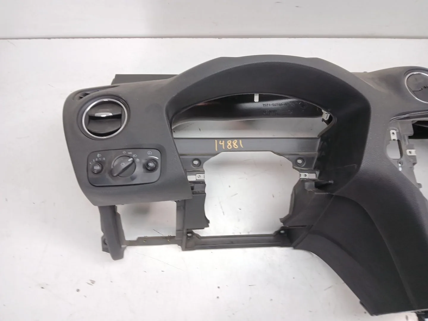 Salpicadero para Ford Mondeo Ber. (Ca2)