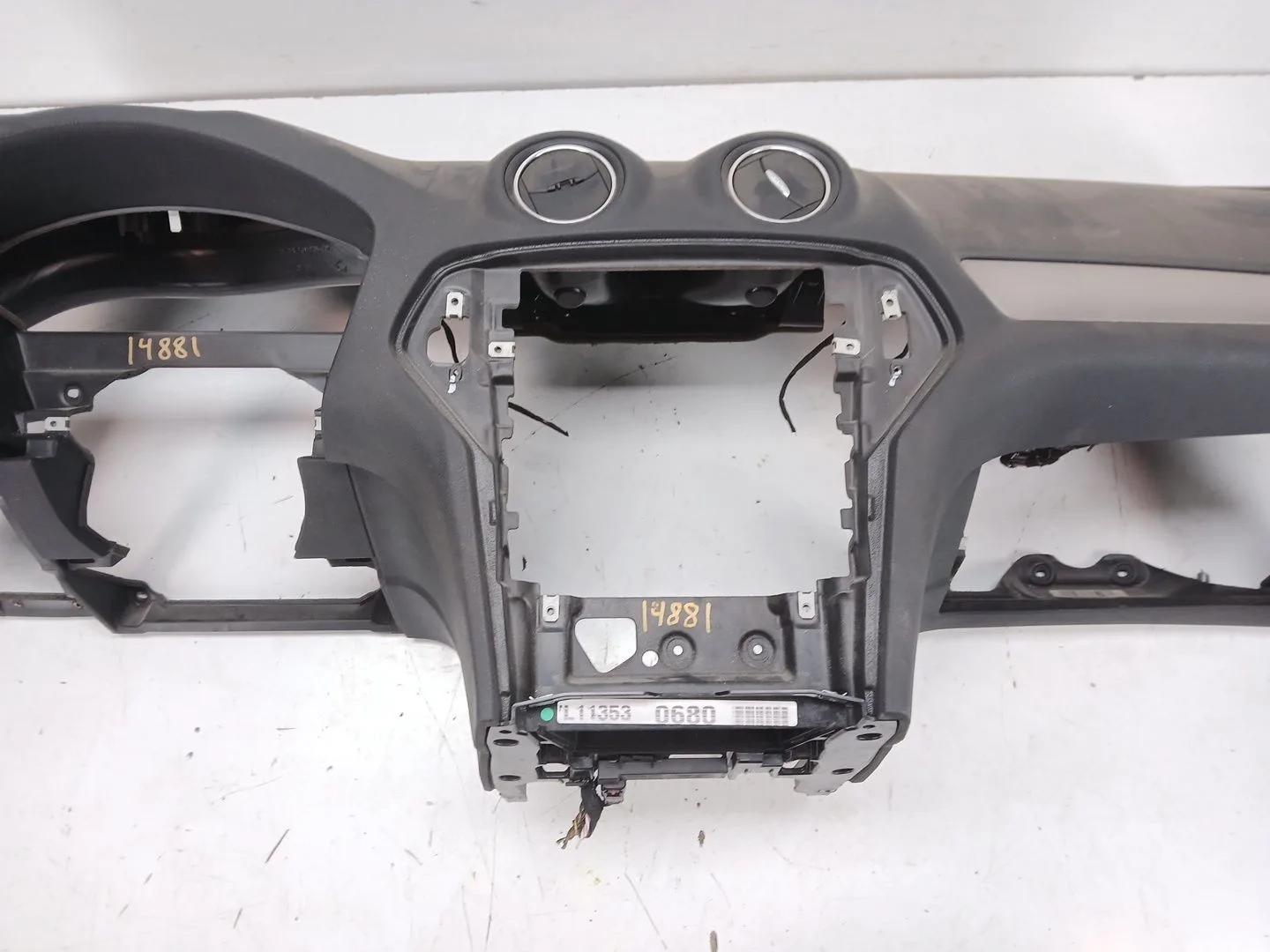 Salpicadero para Ford Mondeo Ber. (Ca2)