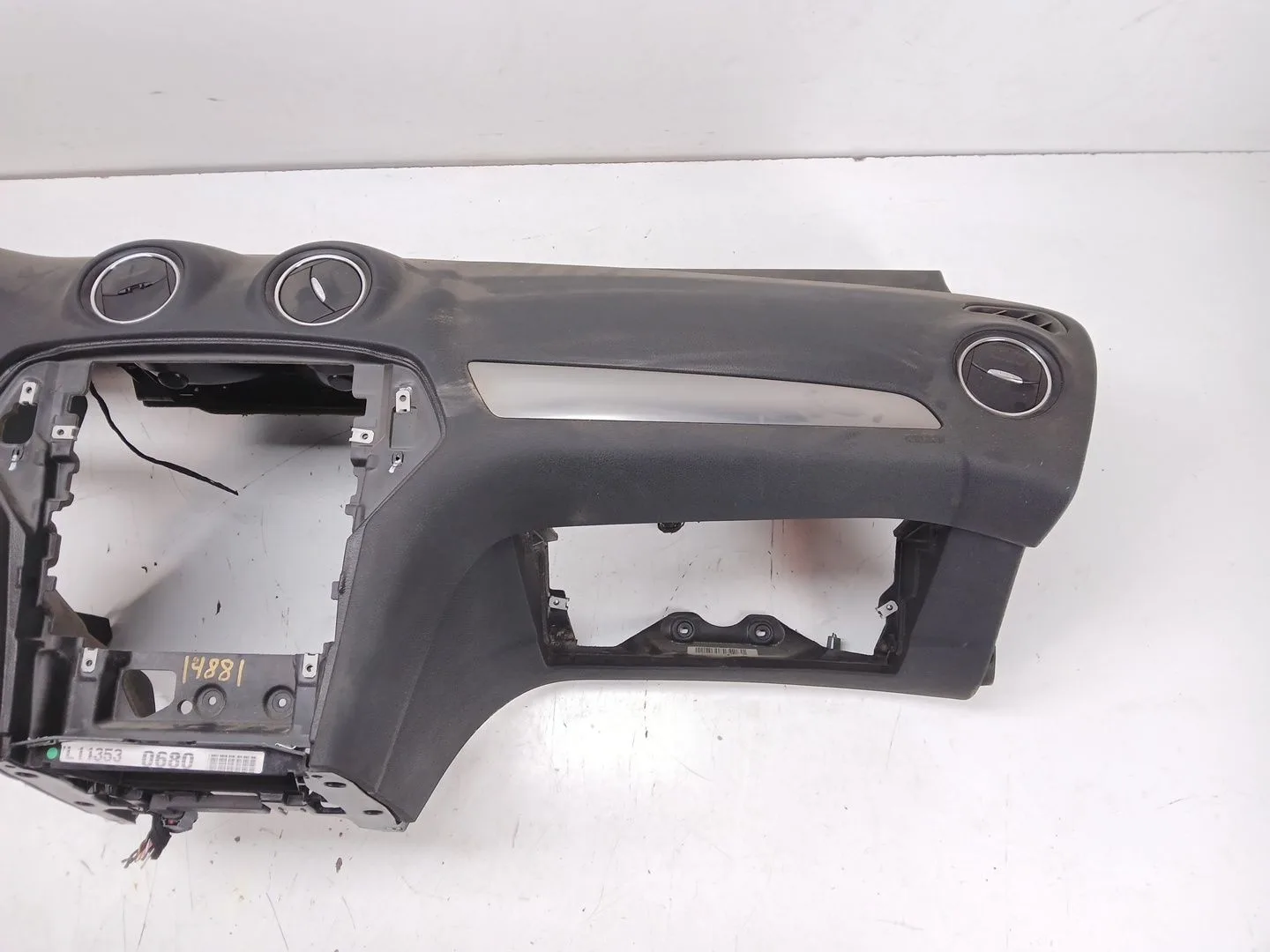Salpicadero para Ford Mondeo Ber. (Ca2)