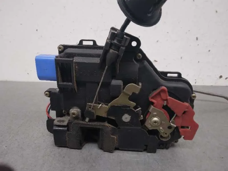 Cerradura Puerta Delantera Derecha para Audi A8 (4E2)