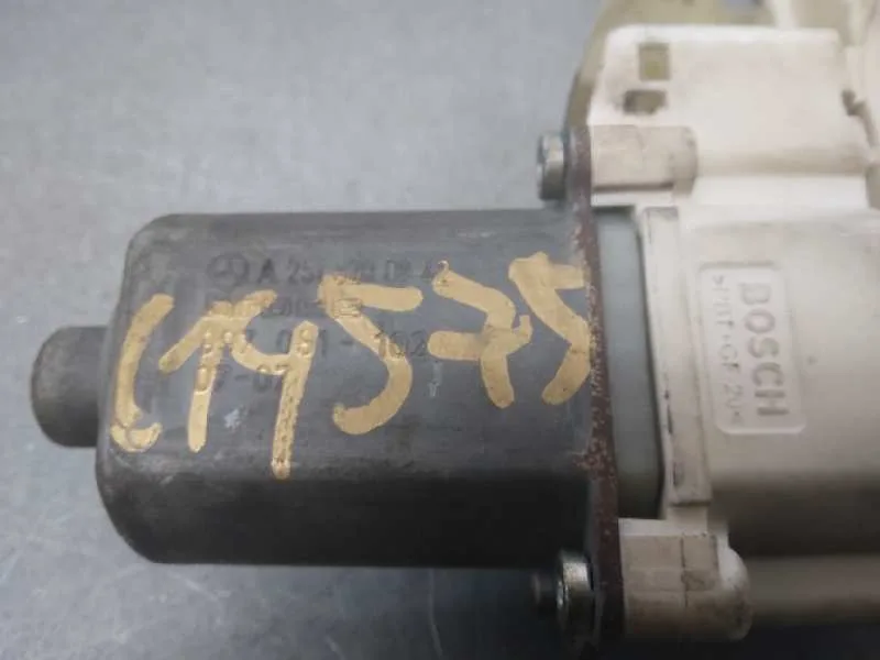 Motor Elevalunas Delantero Derecho para Mercedes-Benz Clase M (W164)