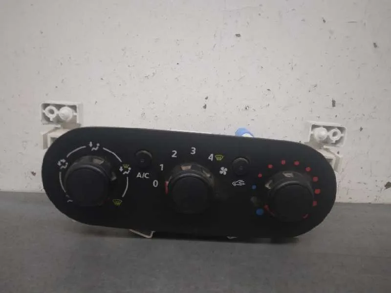 Mando Calefaccion / Aire Acondicionado para Fiat Talento Kombi (296)