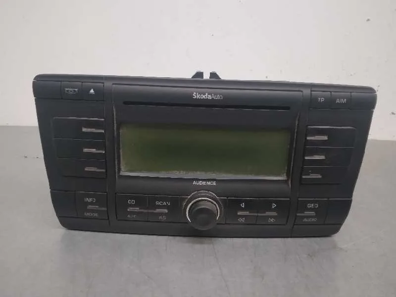 Sistema Audio / Radio Cd para Skoda Octavia Berlina (1Z3)