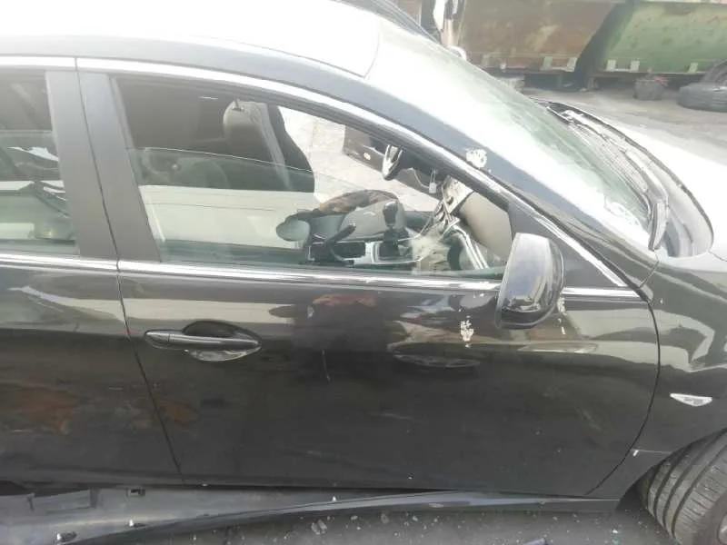 Puerta Delantera Derecha para Mazda 6 Lim. (Gh)