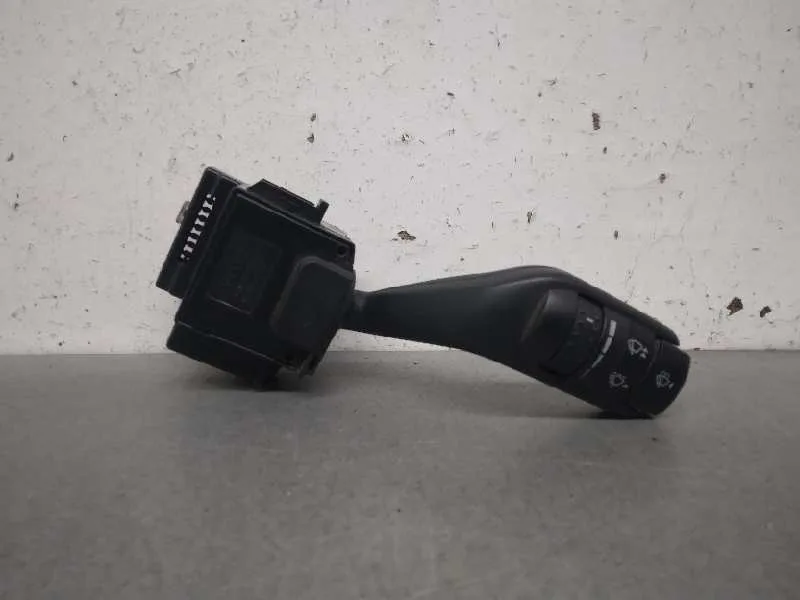 Mando Limpia para Ford Transit Caja Cerrada '06