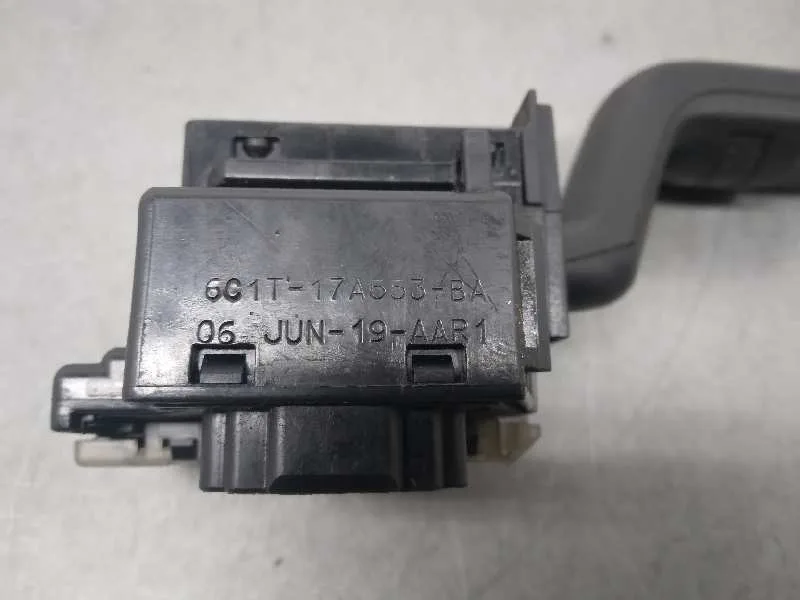 Mando Limpia para Ford Transit Caja Cerrada '06