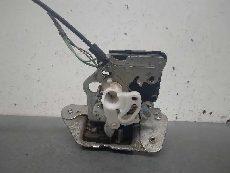 Cerradura Maletero / Porton para Jeep Cherokee