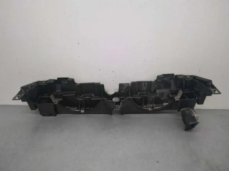 Travesano Superior para Fiat Punto (Evo) (199)