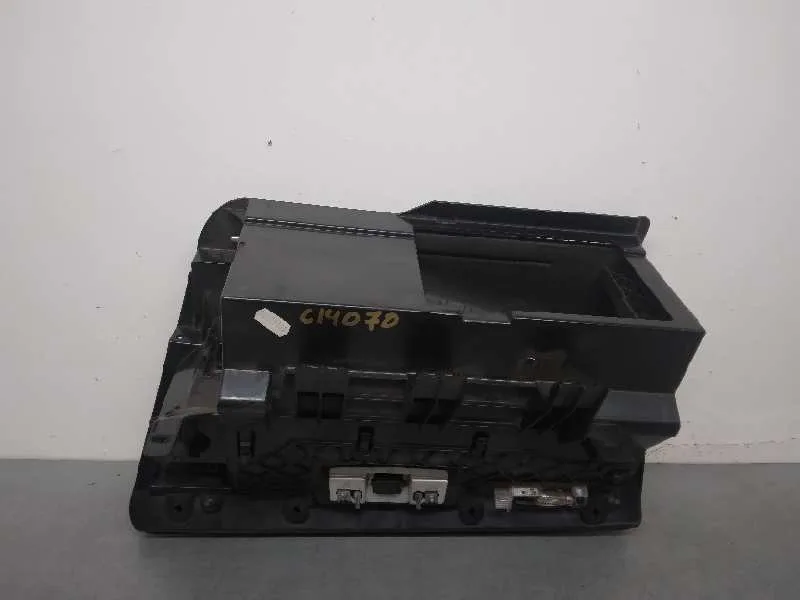 Guantera para Bmw Serie 3 Berlina (E90)