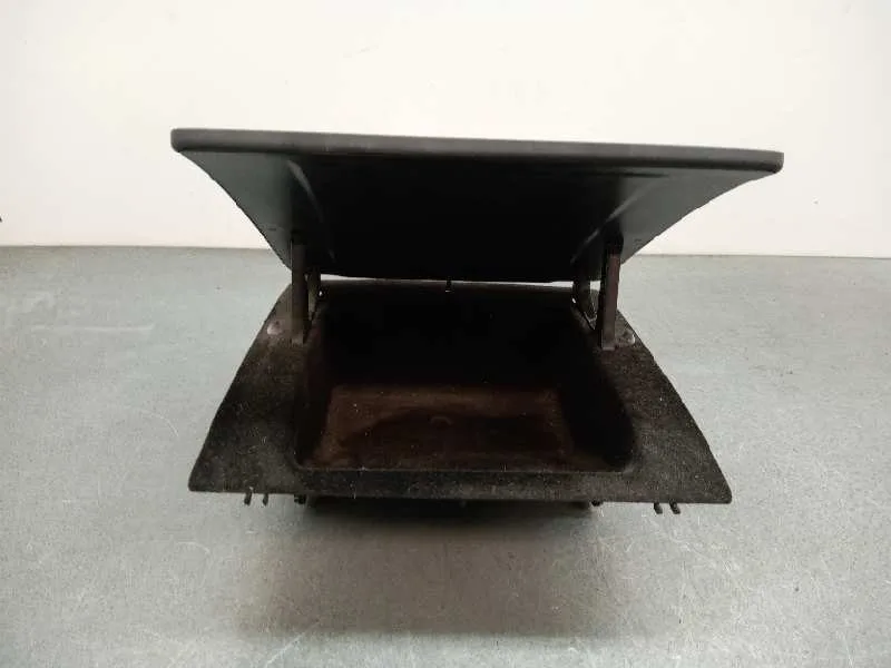 Guantera para Volkswagen Touran (1T1)