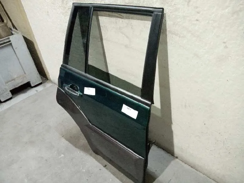 Puerta Trasera Derecha para Hyundai Terracan (Hp)