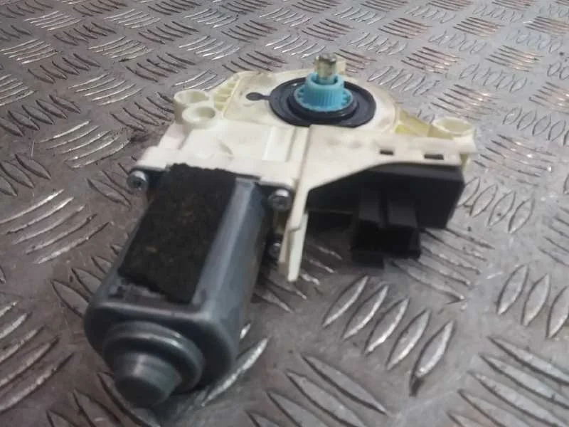 Motor Elevalunas Delantero Derecho para Audi A5 Coupe (8T)