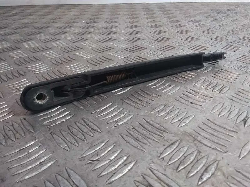 Brazo Limpia Trasero para Nissan Juke (F15)