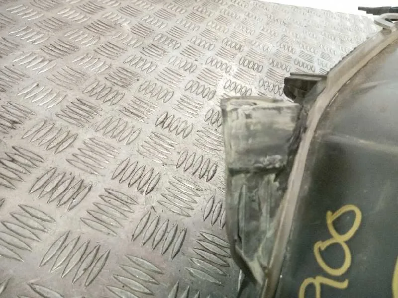 Faro Izquierdo para Opel Astra H Caravan