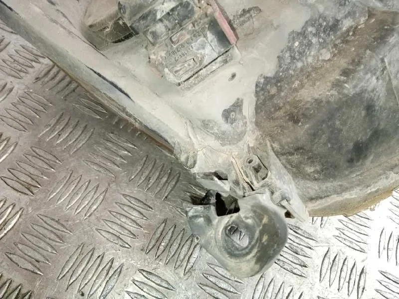 Faro Izquierdo para Opel Astra H Caravan
