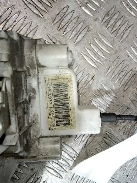Cerradura Puerta Delantera Izquierda para Fiat Panda (169)