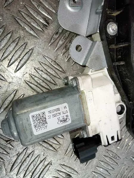 Elevalunas Delantero Derecho para Ford Tourneo Courier (C4A)