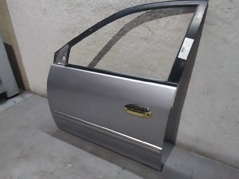Puerta Delantera Izquierda para Kia Carens