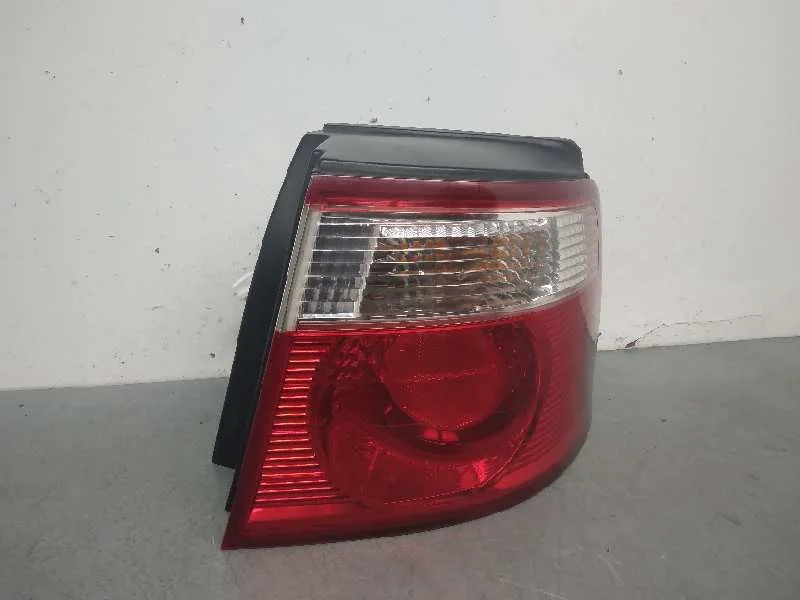 Piloto Trasero Derecho para Kia Carens