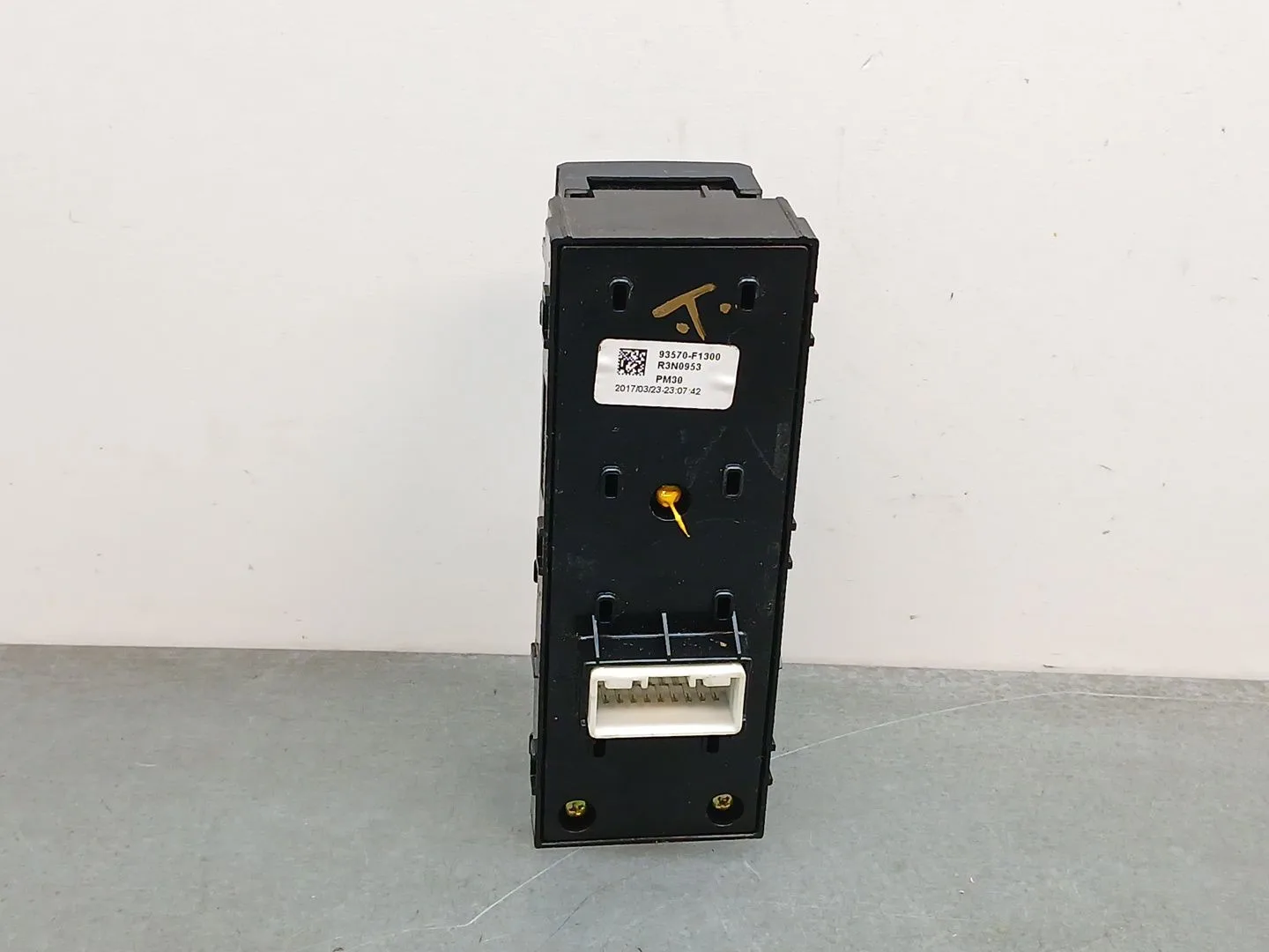 Mando Elevalunas Delantero Izquierdo para Kia Sportage