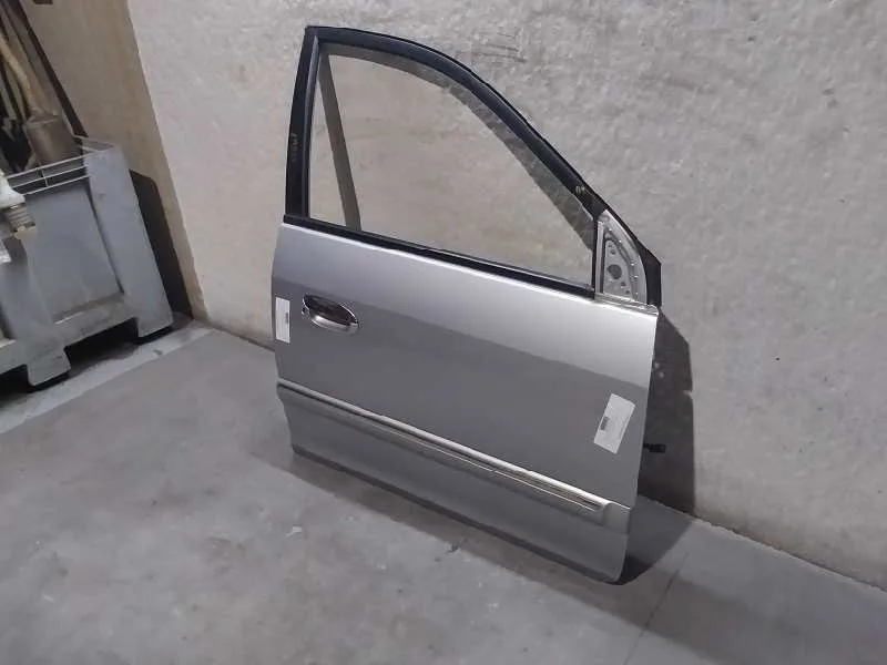 Puerta Delantera Derecha para Kia Carens