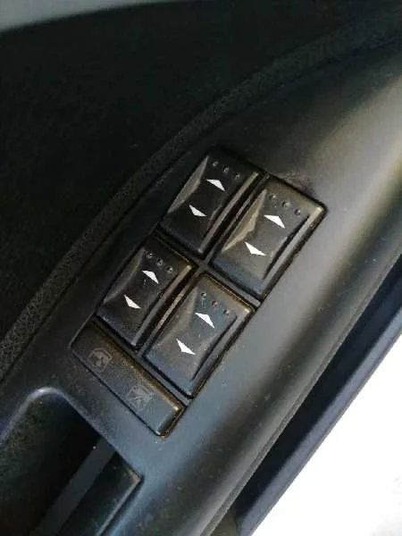 Mando Elevalunas Delantero Izquierdo para Ford Mondeo Berlina (Ge)