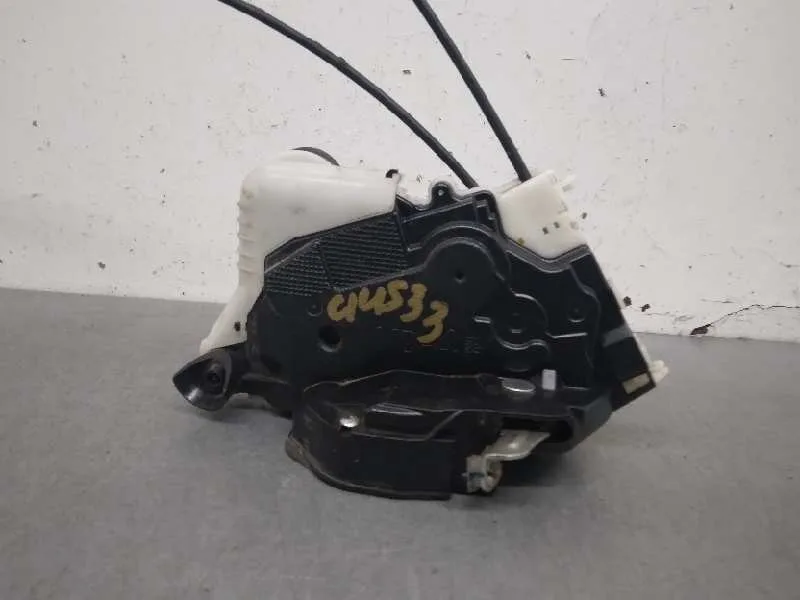 Cerradura Puerta Delantera Derecha para Toyota Yaris