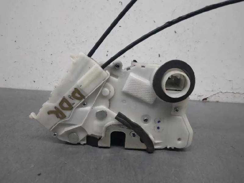 Cerradura Puerta Delantera Derecha para Toyota Yaris