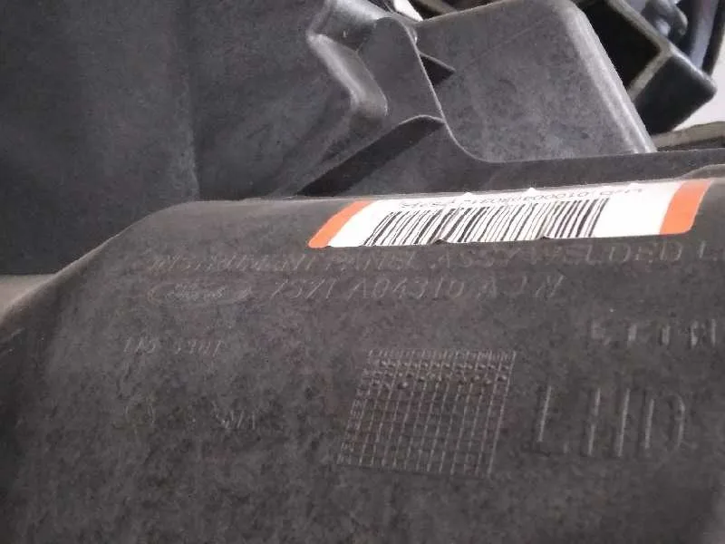 Salpicadero para Ford Mondeo Ber. (Ca2)