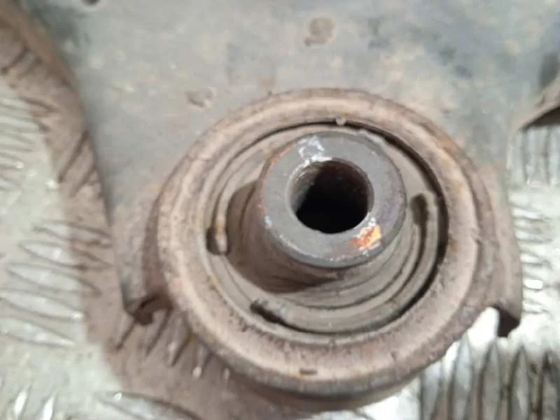 Brazo Suspension Inferior Delantero Derecho para Ford Mondeo Ber. (Ca2)