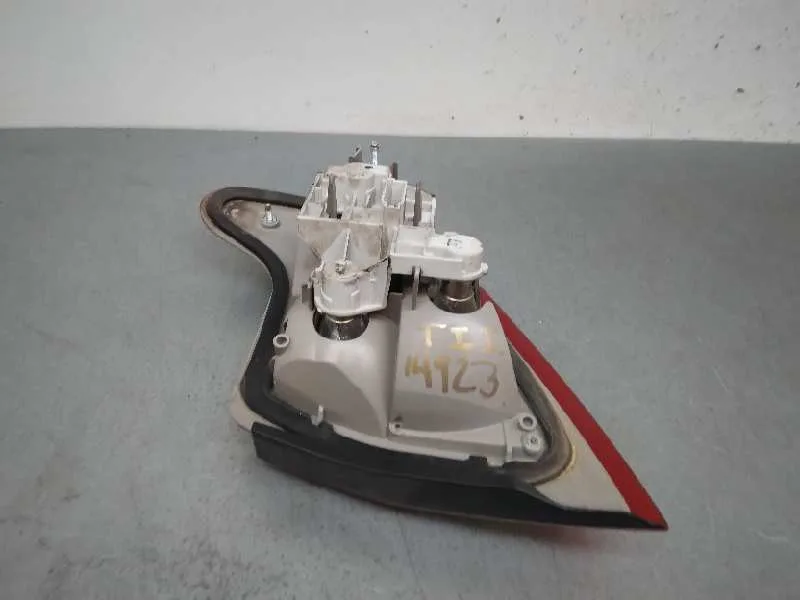 Piloto Trasero Izquierdo Interior para Ford Mondeo Ber. (Ca2)