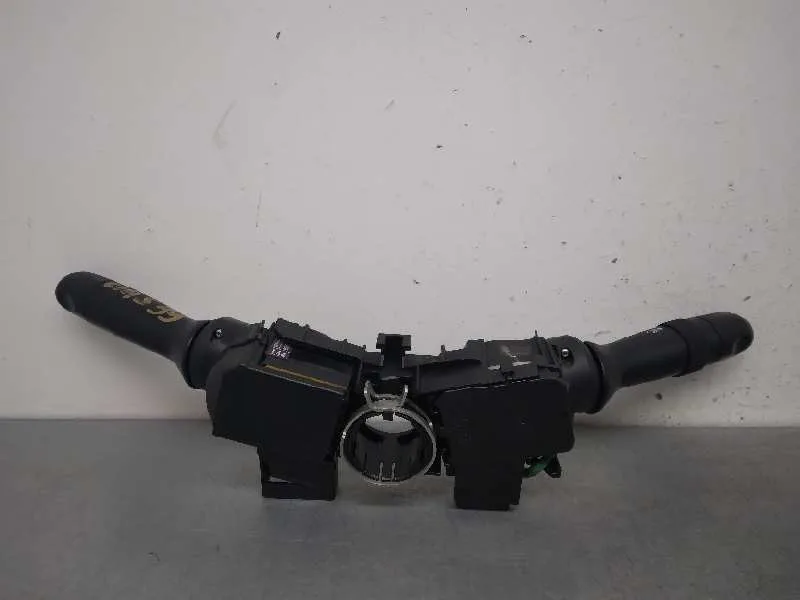 Mando Multifuncion para Toyota Yaris