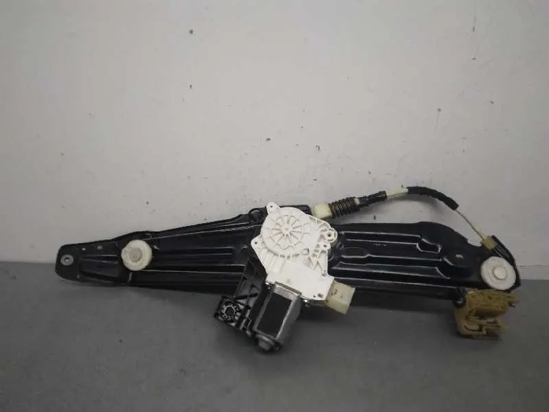 Elevalunas Trasero Izquierdo para Bmw Serie 5 Touring (F11)