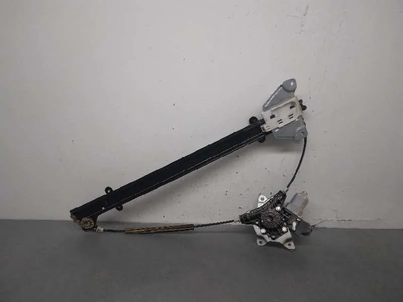 Elevalunas Delantero Derecho para Nissan Nv 200 (M20)