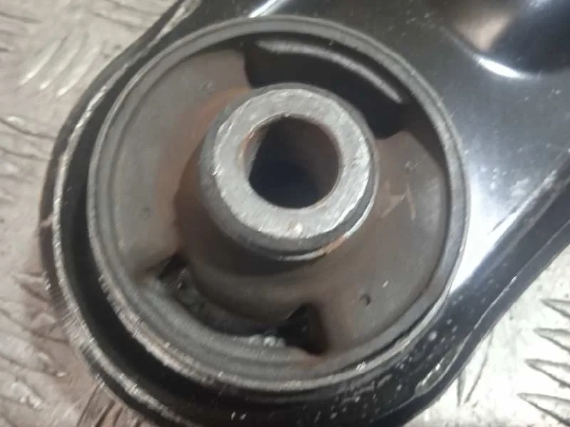 Brazo Suspension Inferior Delantero Derecho para Kia Soul