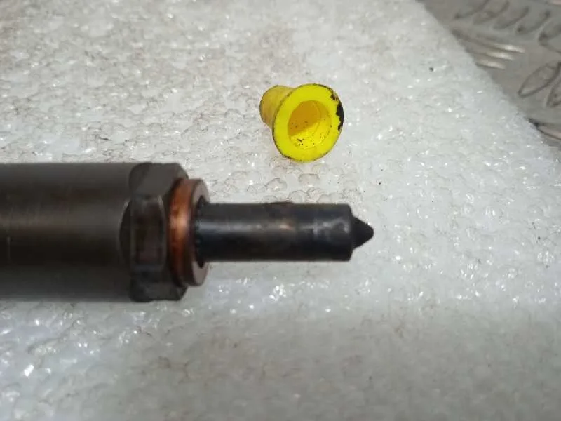 Inyector para Audi A6 Berlina (4B2)