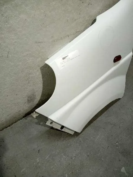 Aleta Delantera Izquierda para Renault Trafic Caja Cerrada (Ab 4.01)