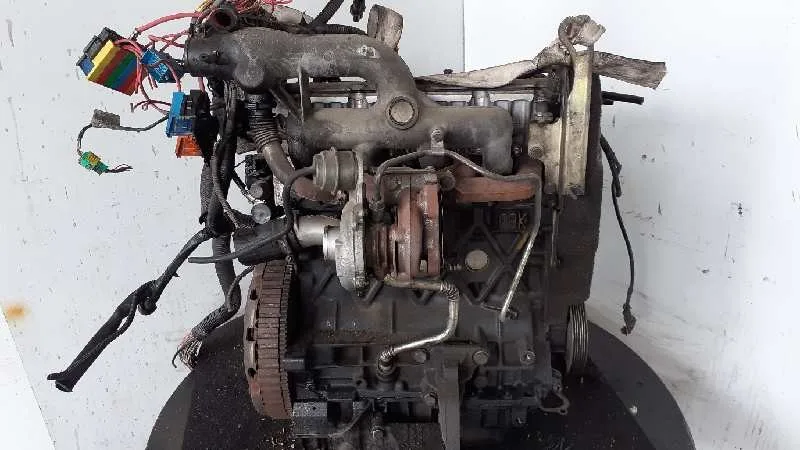 Despiece Motor para Renault Trafic Caja Cerrada (Ab 4.01)
