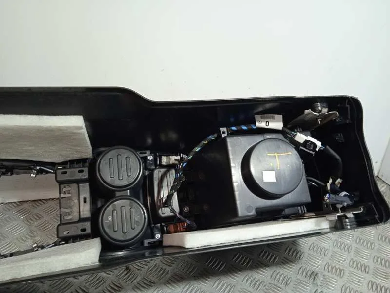 Apoyabrazos Central para Nissan Qashqai (J11)