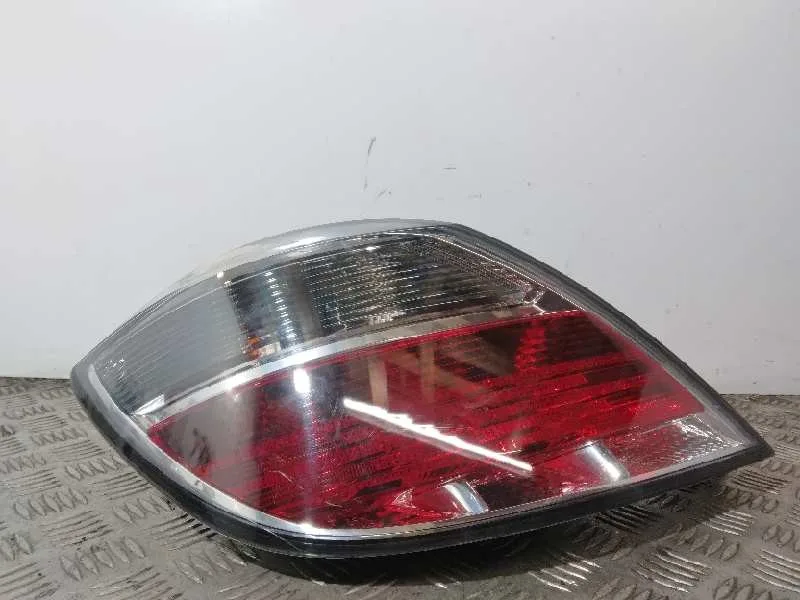 Piloto Trasero Izquierdo para Opel Astra H Ber.